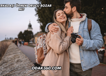 Kız Arkadaşı Öpmek Orucu Bozar mı?